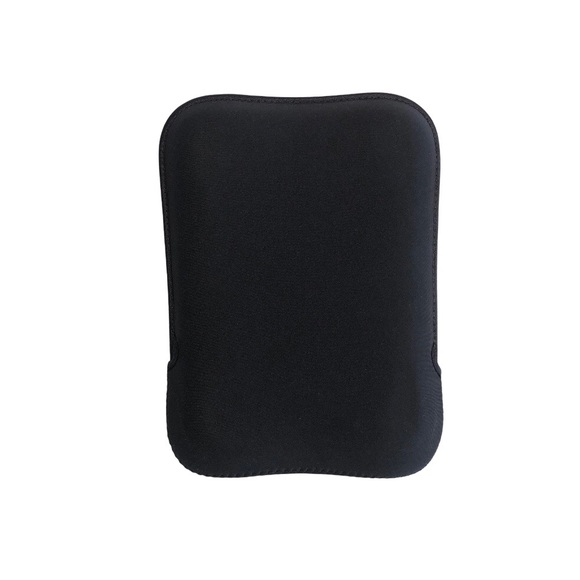 NWOT - Built Hoodie Laptop Case 7-10” - Picture 4 of 5